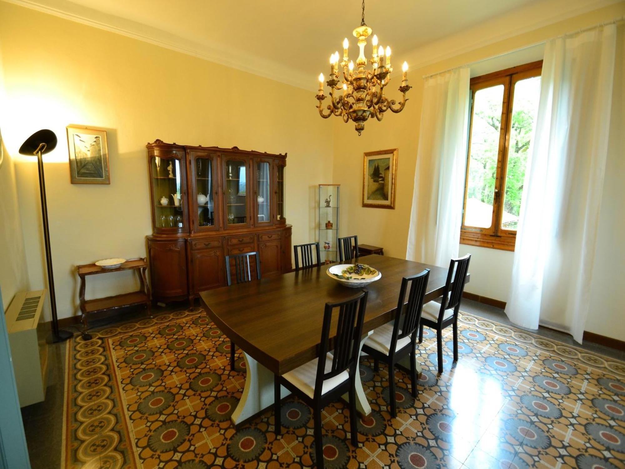Lovely Holiday Home In Montefiridolfi With Hill View Exterior photo